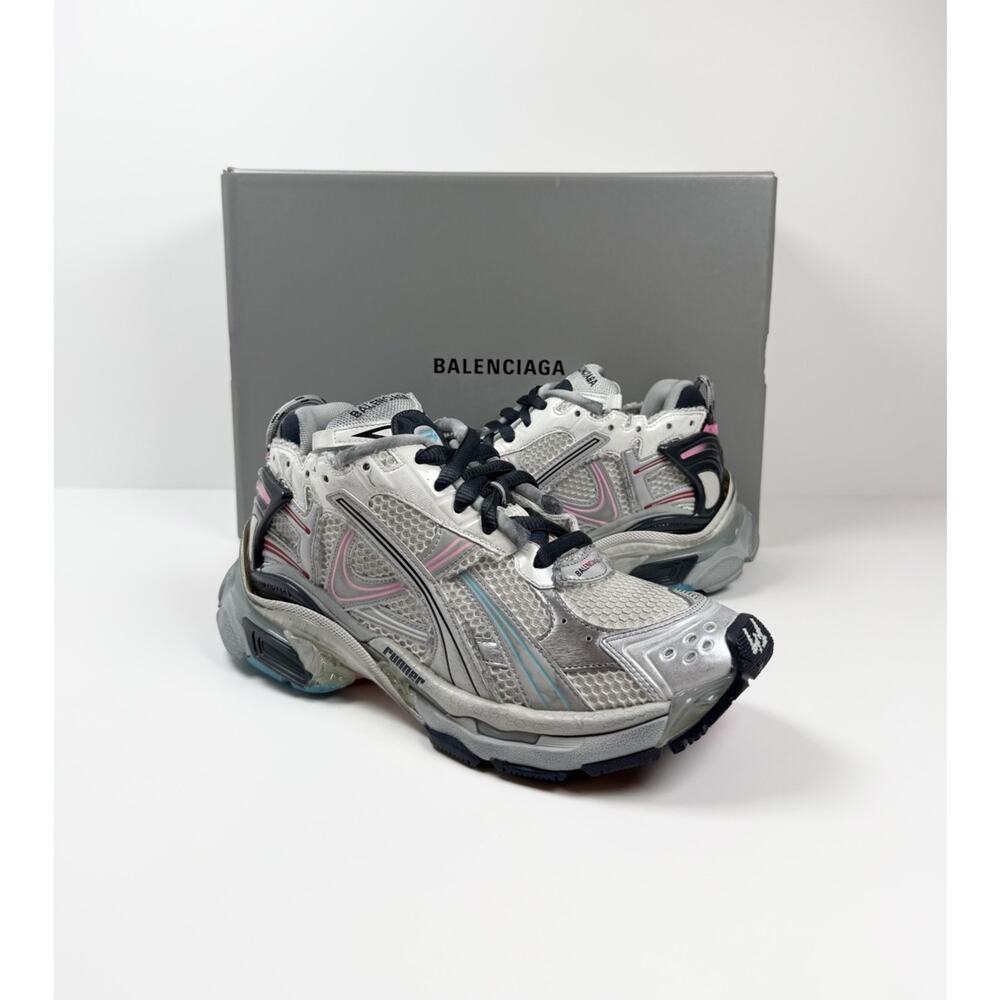 Size 41EU/8US - Balenciaga Runner Grey Pink Blue NEW! - Picture 2 of 10